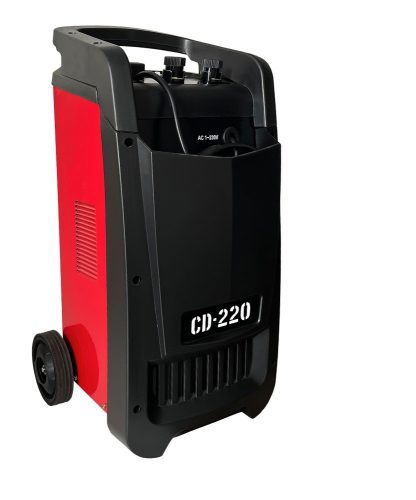 CD-220 akkumulátor töltő és indító